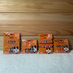 NIP Vampire Mickey Mouse Necklace & Earring Sets Claires Disney 2022 Halloween